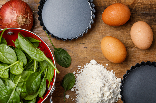 新鮮な卵と野菜